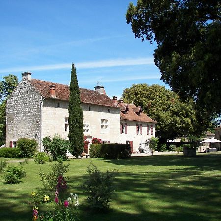 Bed and Breakfast Domaine Du Noble Saint-Jean-de-Thurac Экстерьер фото