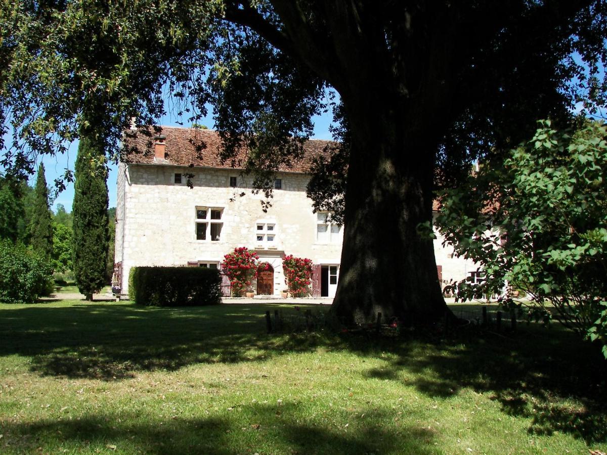 Bed and Breakfast Domaine Du Noble Saint-Jean-de-Thurac Экстерьер фото