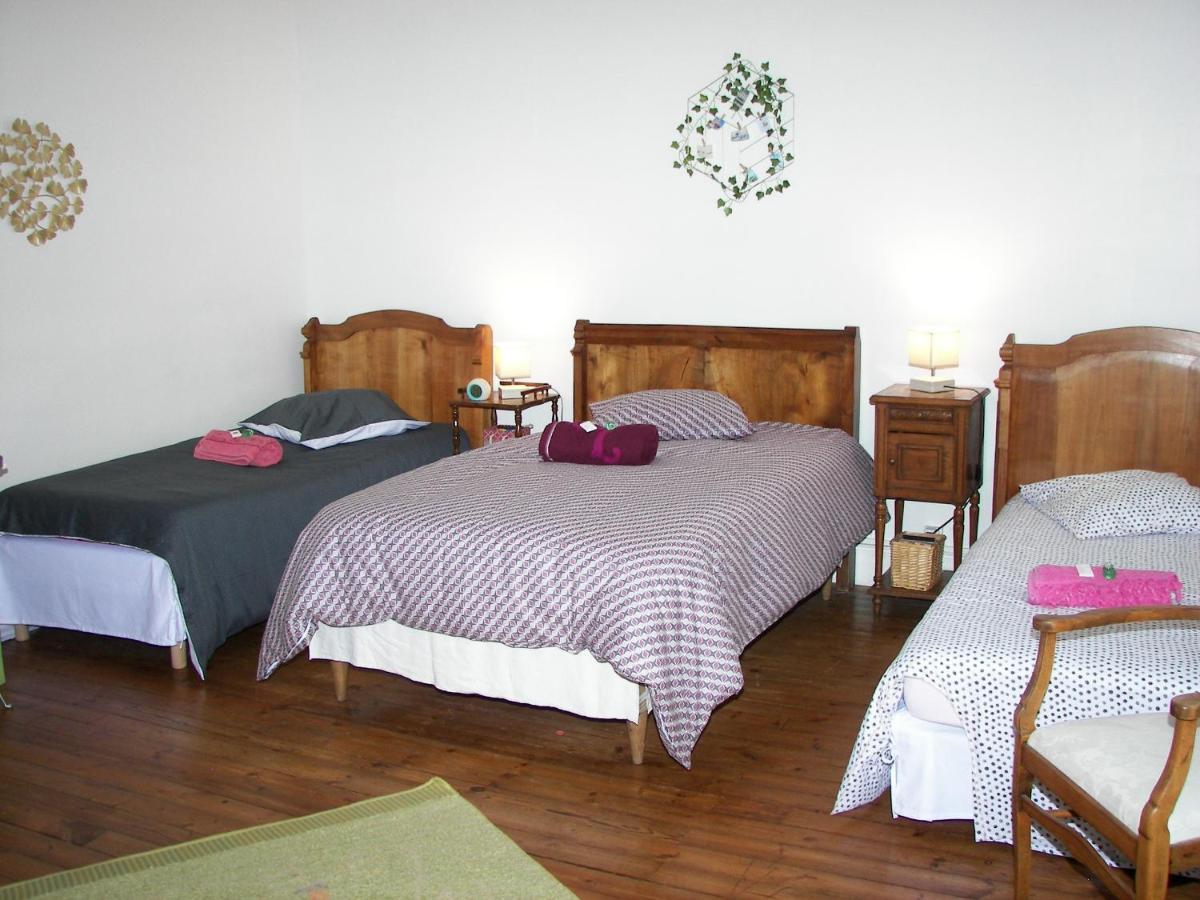 Bed and Breakfast Domaine Du Noble Saint-Jean-de-Thurac Экстерьер фото